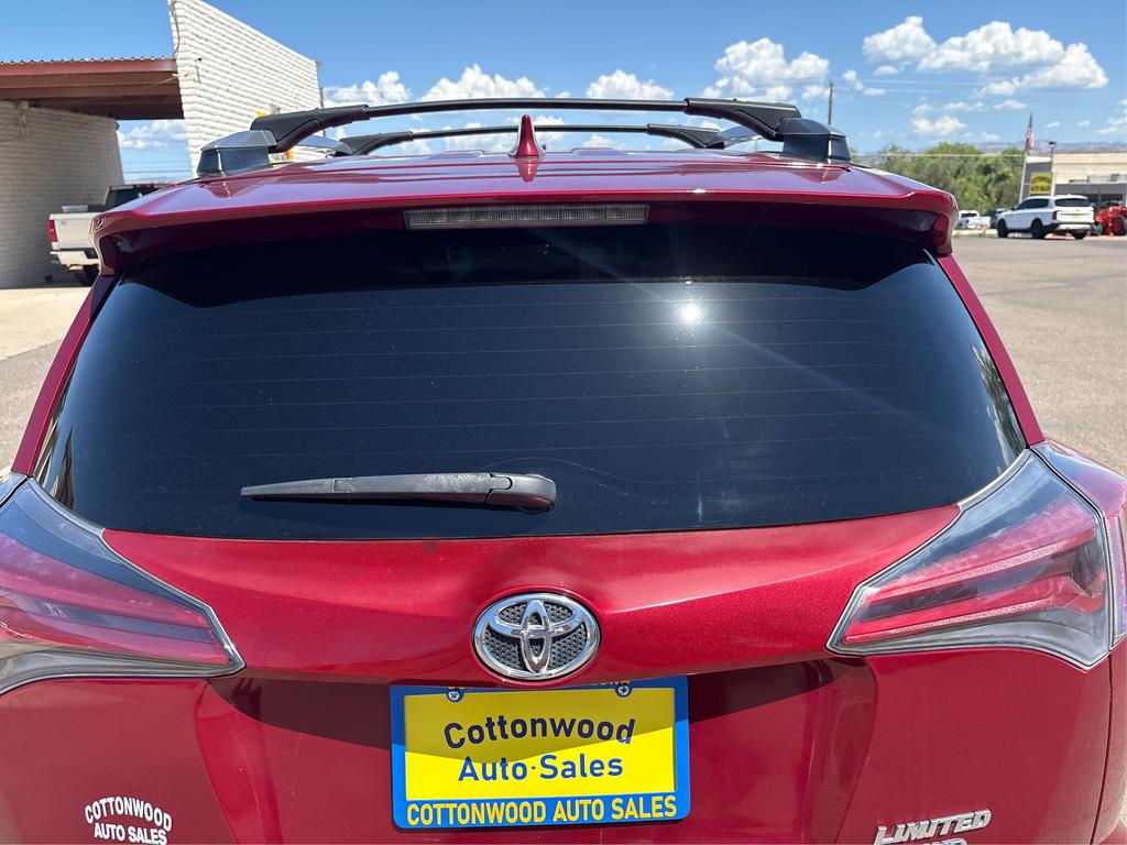 2018 Toyota RAV4 - $22,995