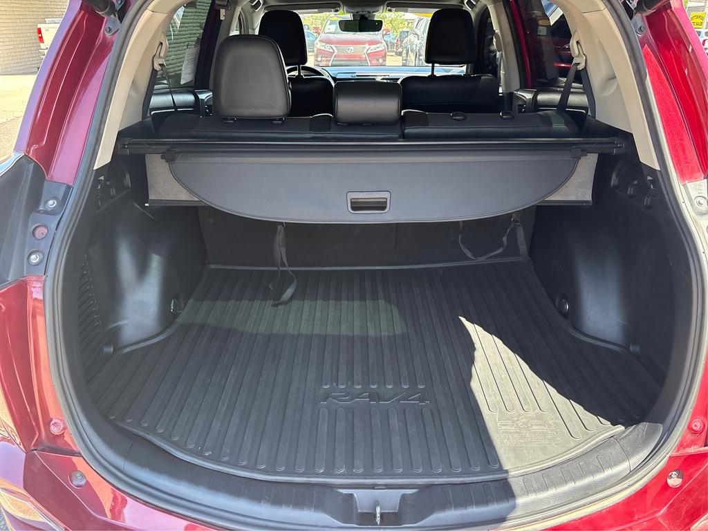 2018 Toyota RAV4 - $22,995