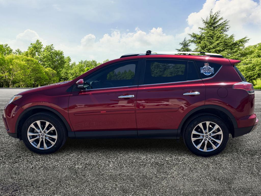 2018 Toyota RAV4 - $22,995