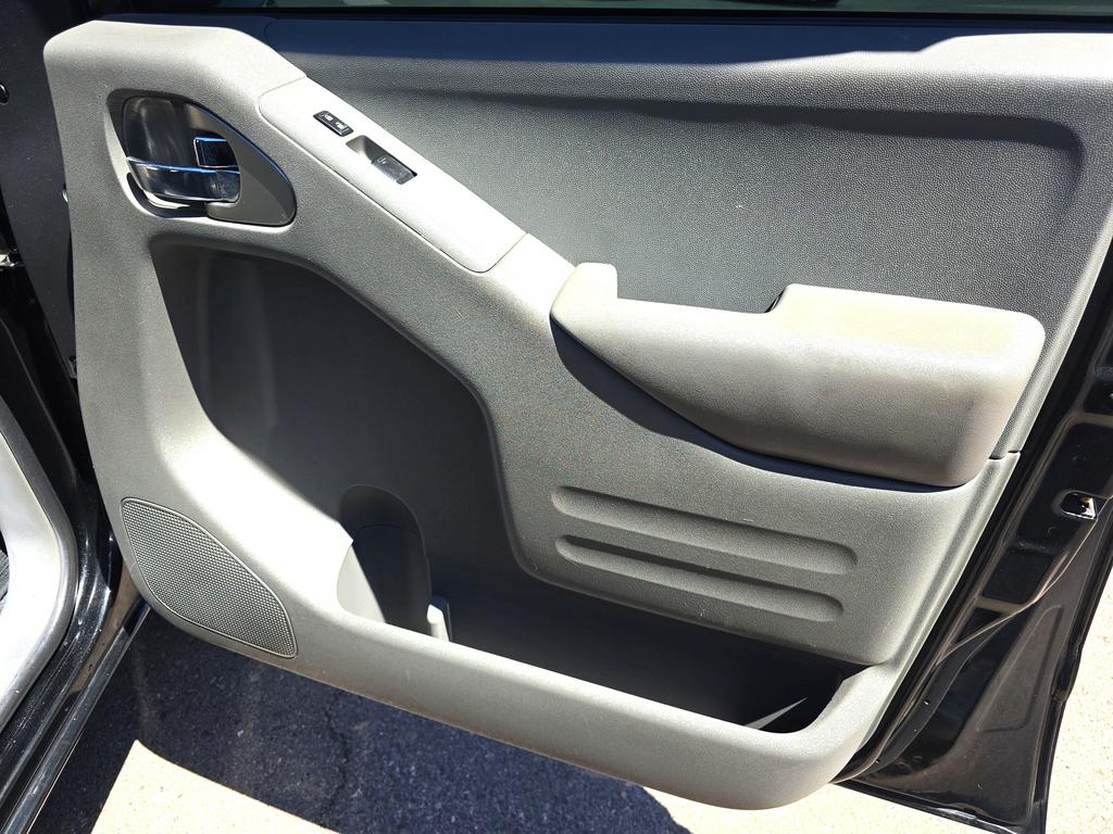 2017 Nissan Frontier - $16,995