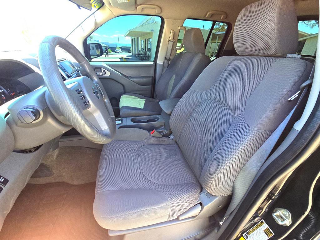 2017 Nissan Frontier - $16,995