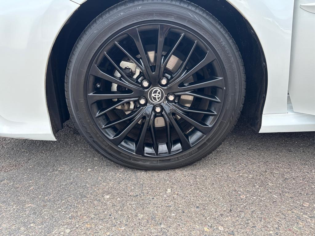2020 Toyota Camry - $24,995