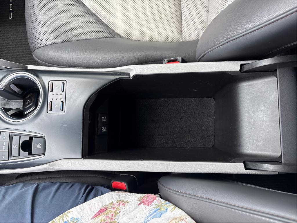 2020 Toyota Camry - $24,995