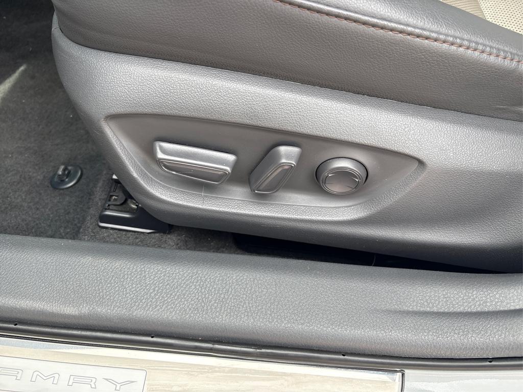 2020 Toyota Camry - $24,995