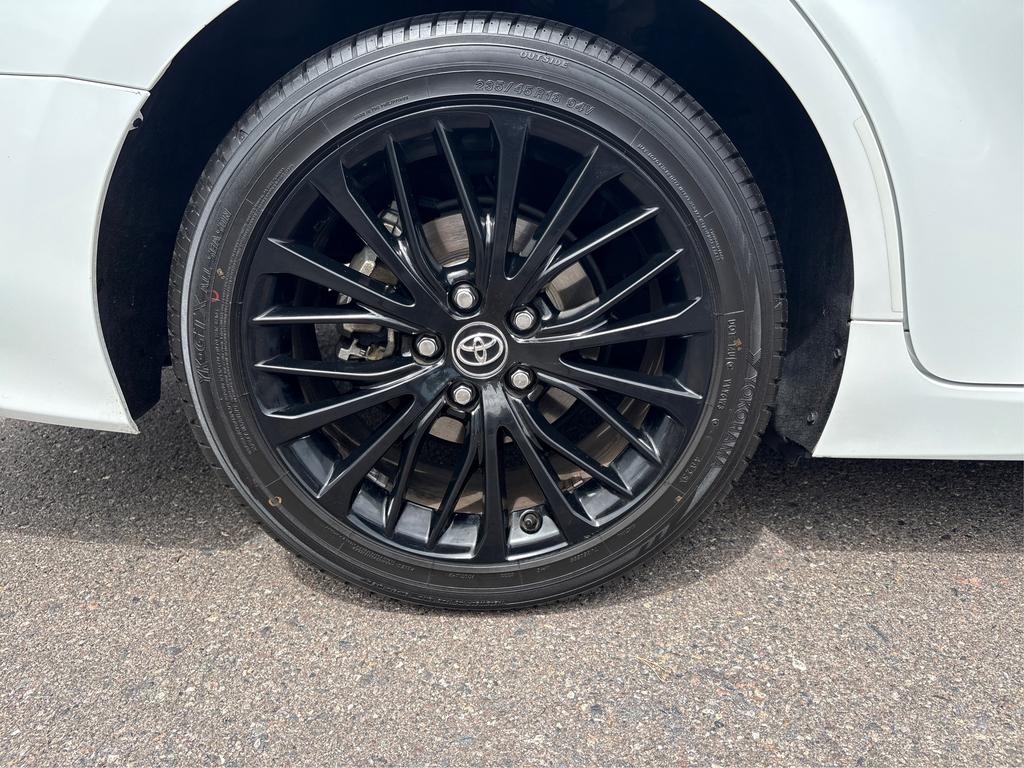 2020 Toyota Camry - $24,995