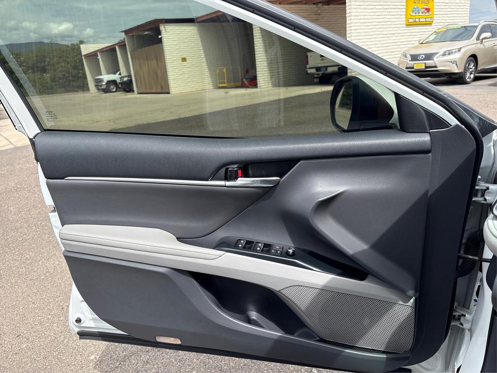 2020 Toyota Camry - $24,995