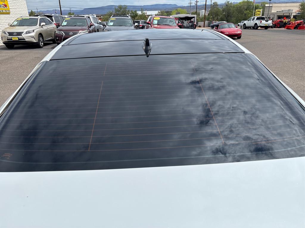 2020 Toyota Camry - $24,995