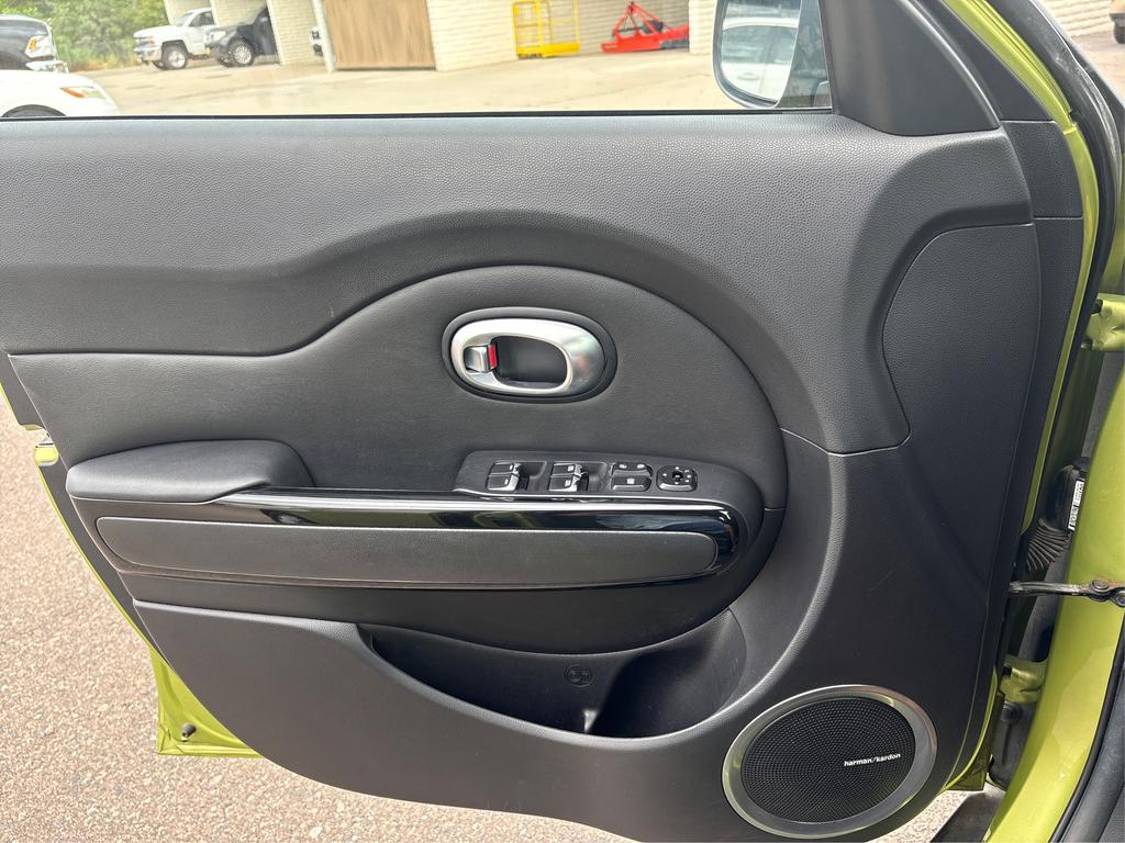 2017 Kia Soul - $11,995