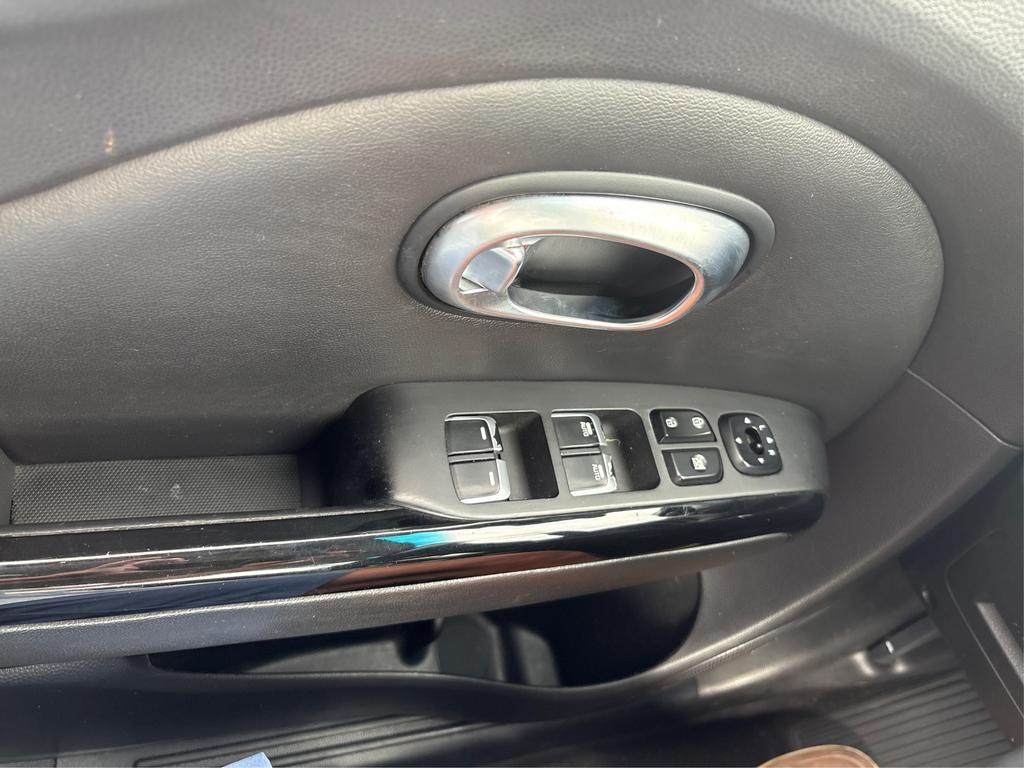 2017 Kia Soul - $11,995