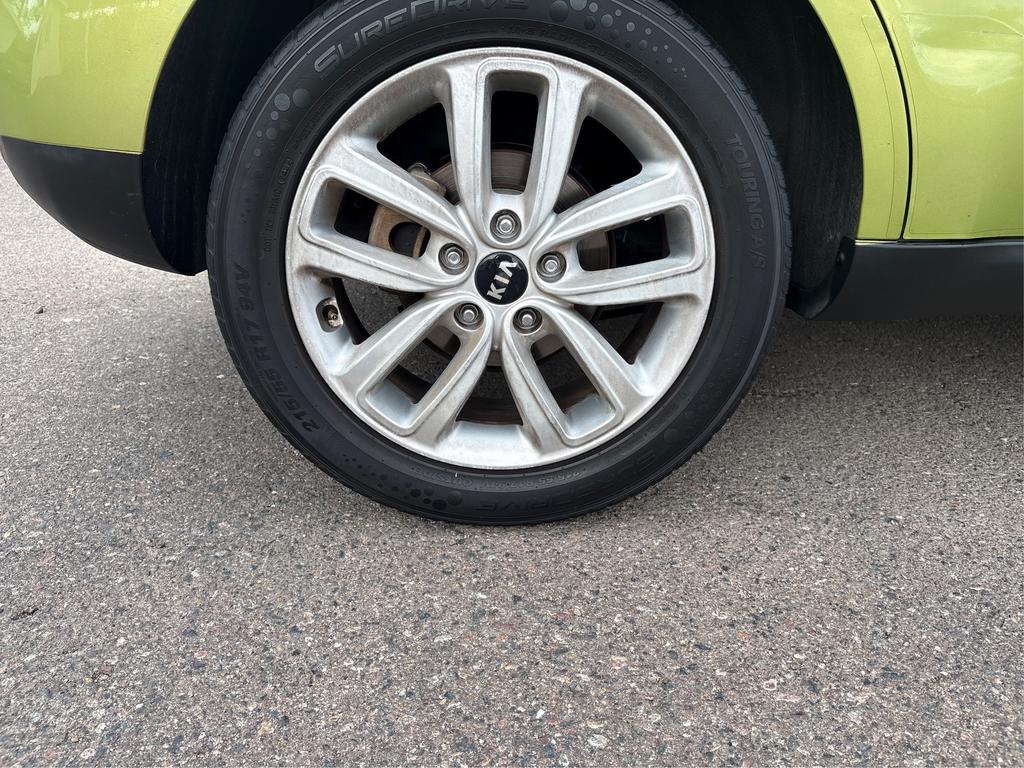 2017 Kia Soul - $11,995