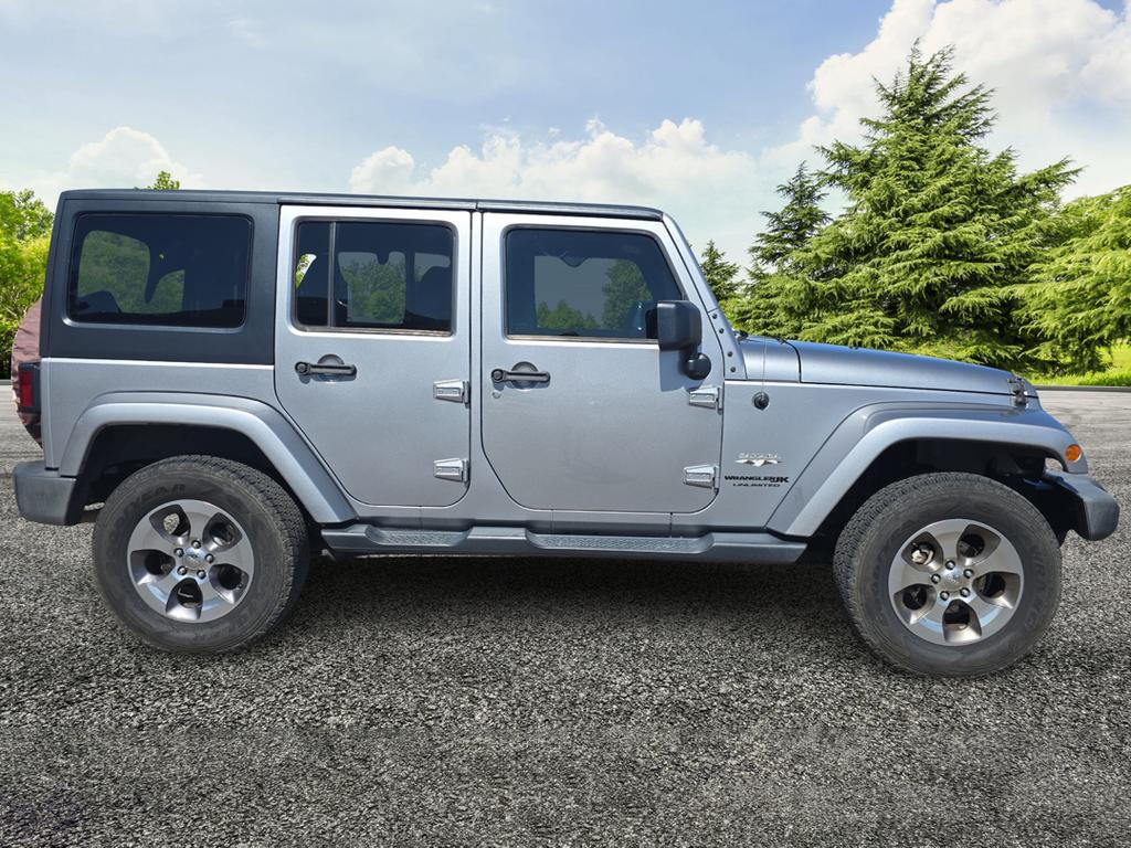 2018 Jeep Wrangler - $21,995