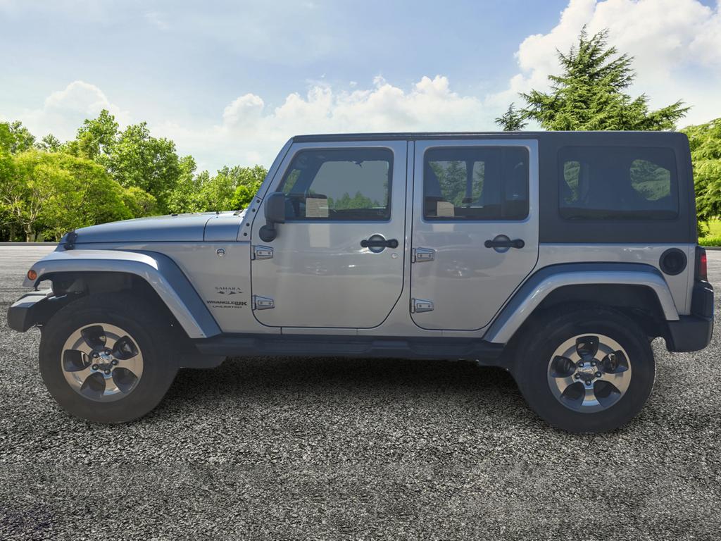 2018 Jeep Wrangler - $21,995