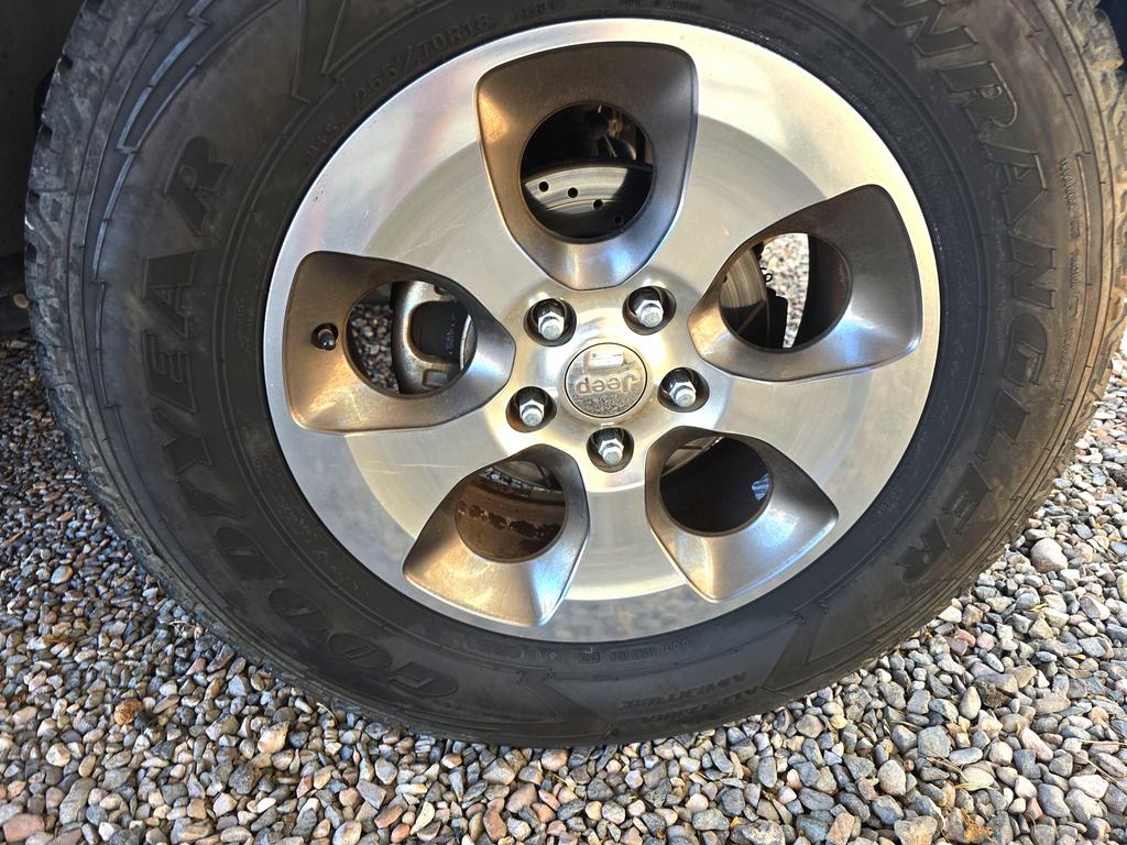 2018 Jeep Wrangler - $21,995