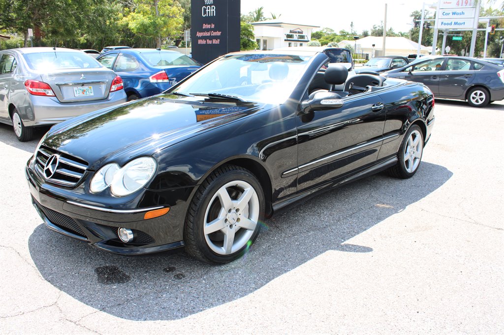 2006 Mercedes-Benz CLK-Class - $8,900