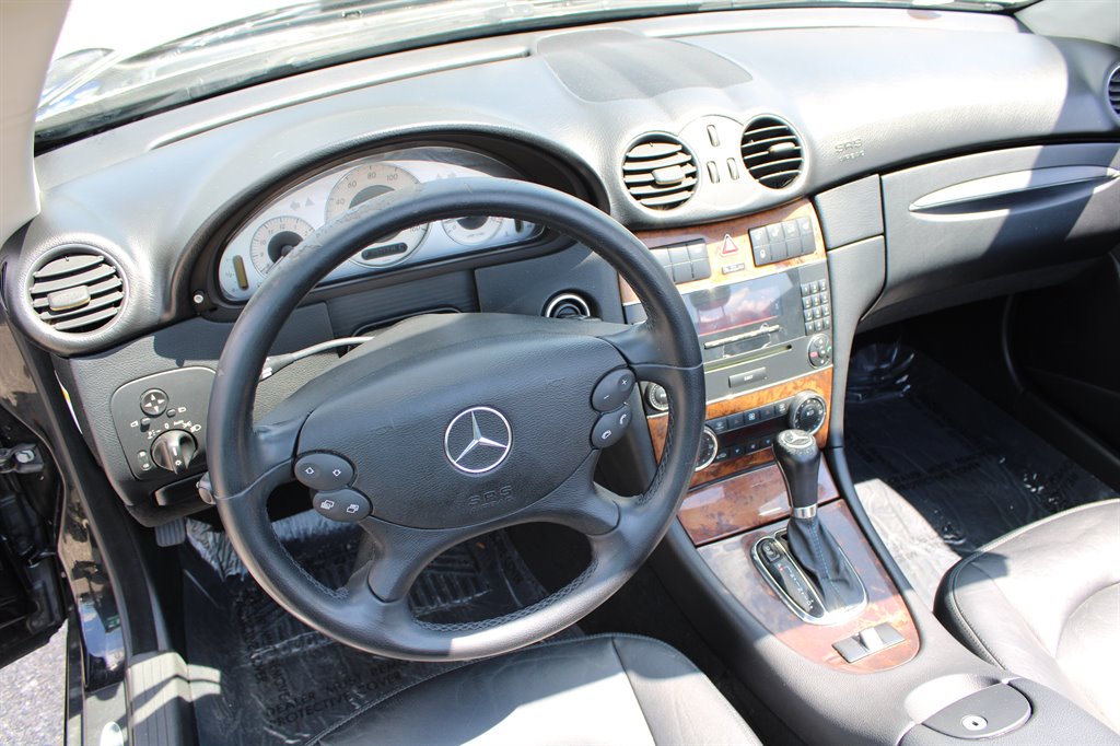 2006 Mercedes-Benz CLK-Class - $8,900