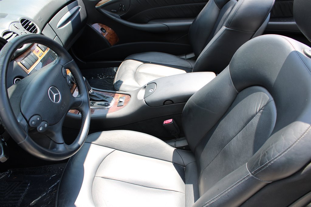 2006 Mercedes-Benz CLK-Class - $8,900