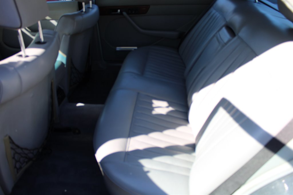 1987 Mercedes-Benz 560 - $14,500