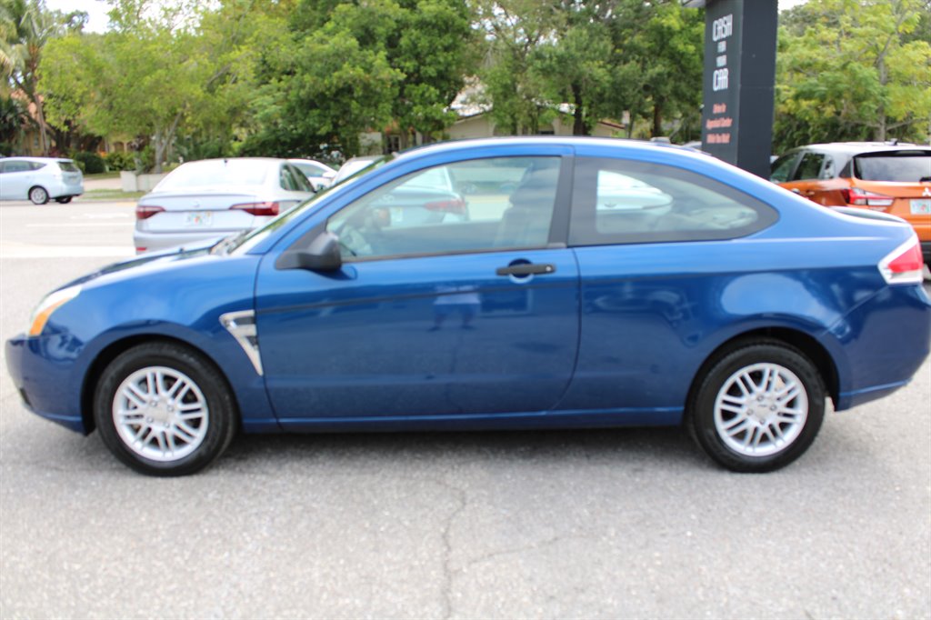 2008 Ford Focus SE photo