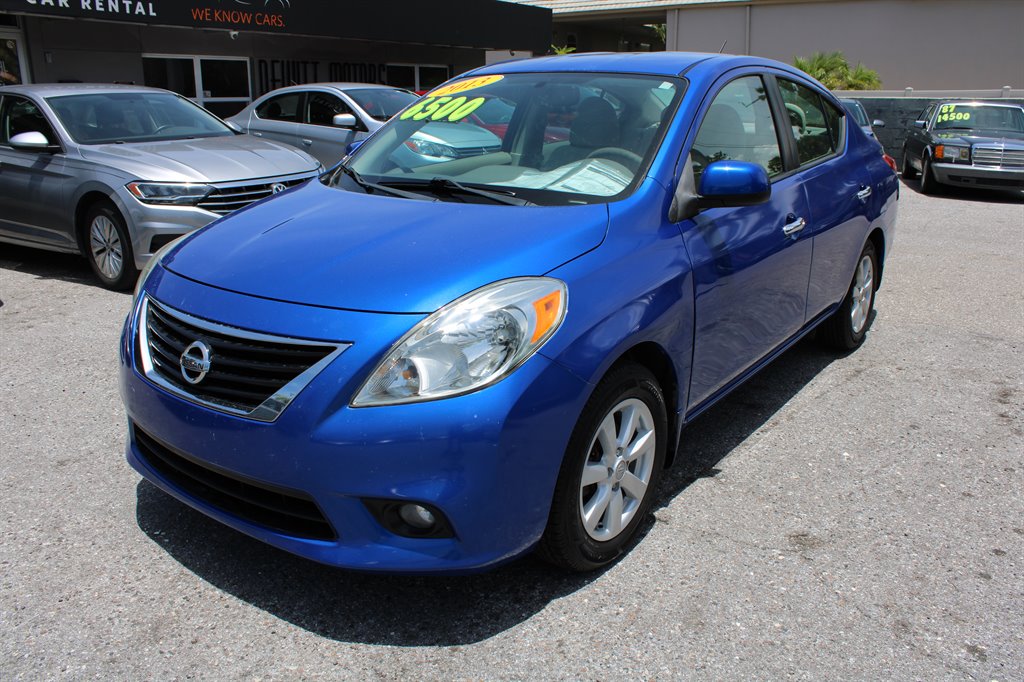 2013 Nissan Versa 1.6 S