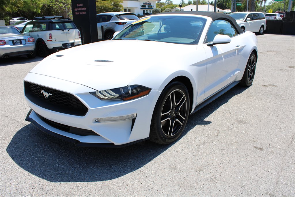 2020 Ford Mustang EcoBoost Convertible RWD