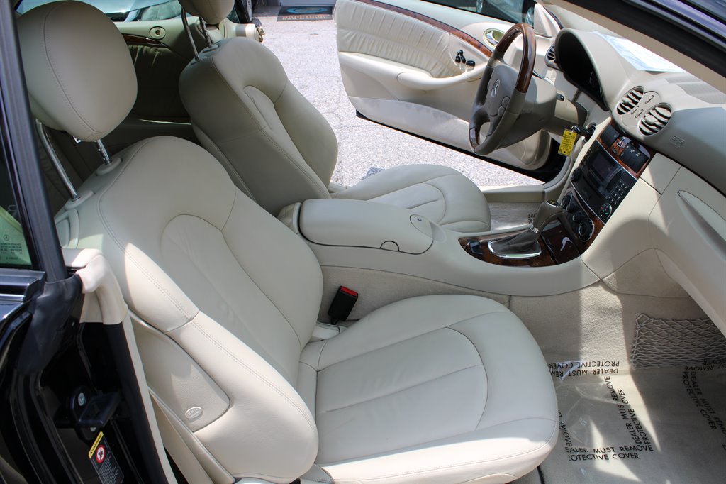 2006 Mercedes-Benz CLK Class - $10,500