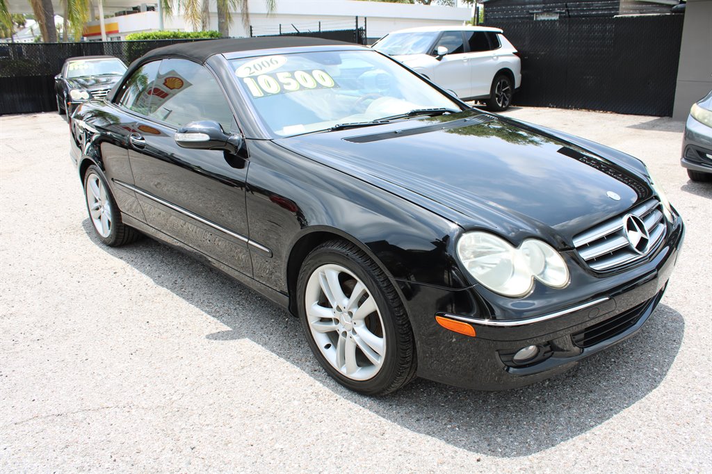 2006 Mercedes-Benz CLK Class - $10,500