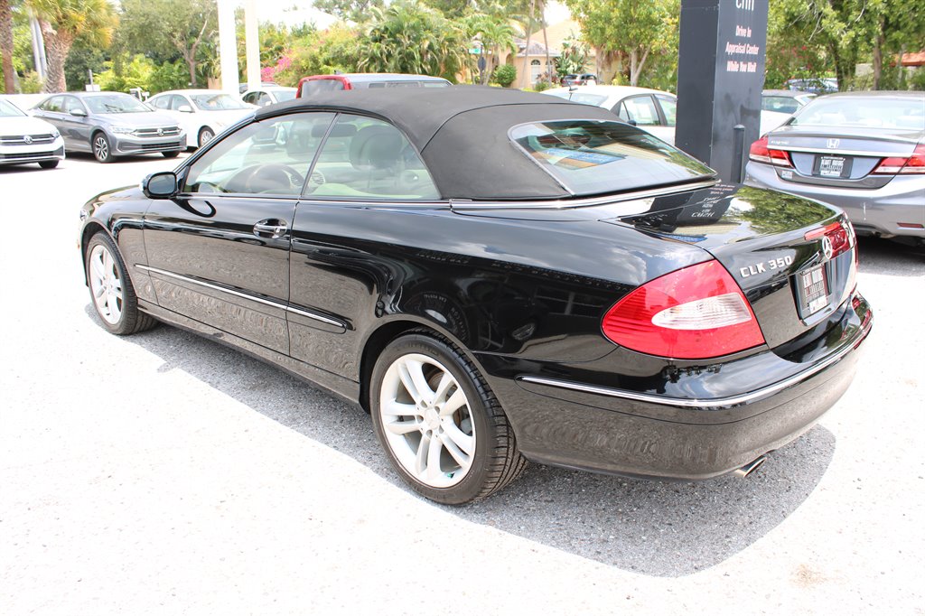 2006 Mercedes-Benz CLK Class - $10,500