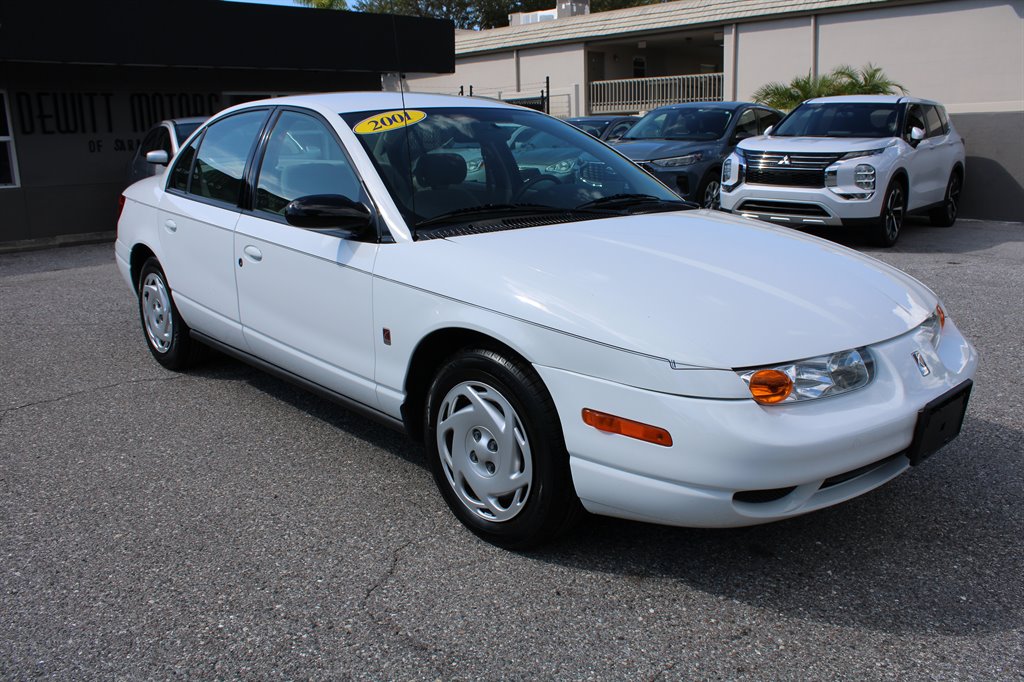2001 Saturn Sl2 - $5,400
