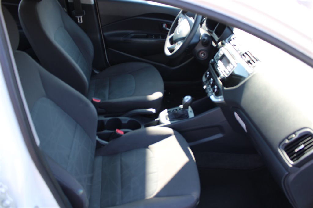 2017 Kia Rio LX photo