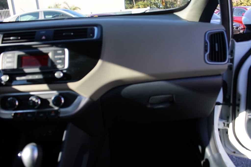 2017 Kia Rio LX photo