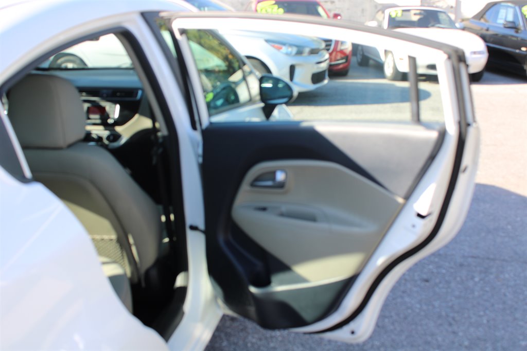 2017 Kia Rio LX photo