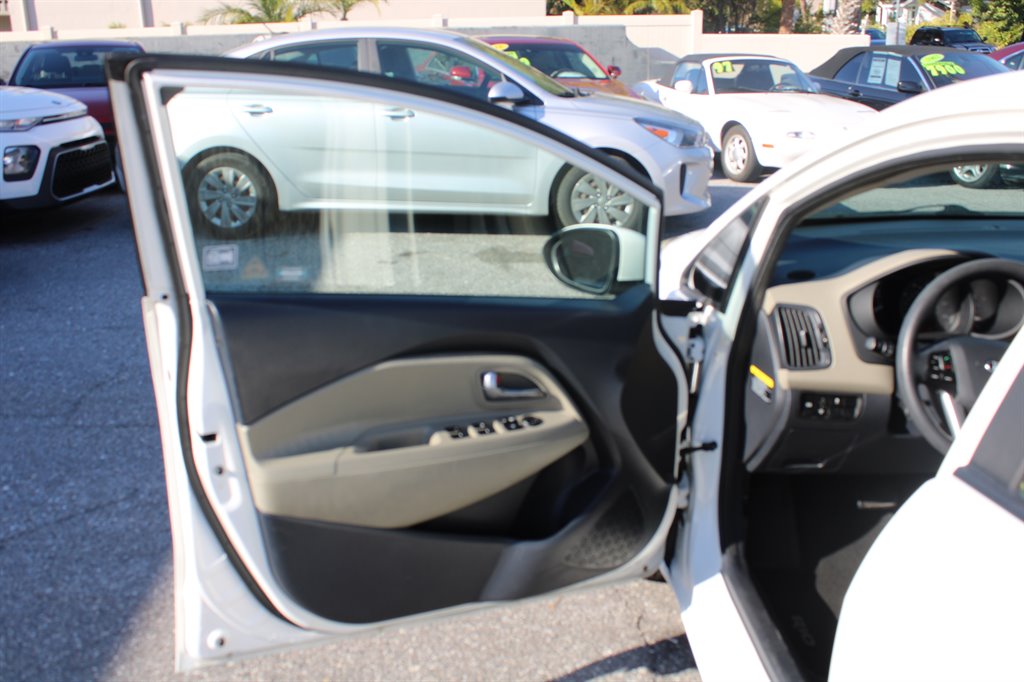 2017 Kia Rio LX photo