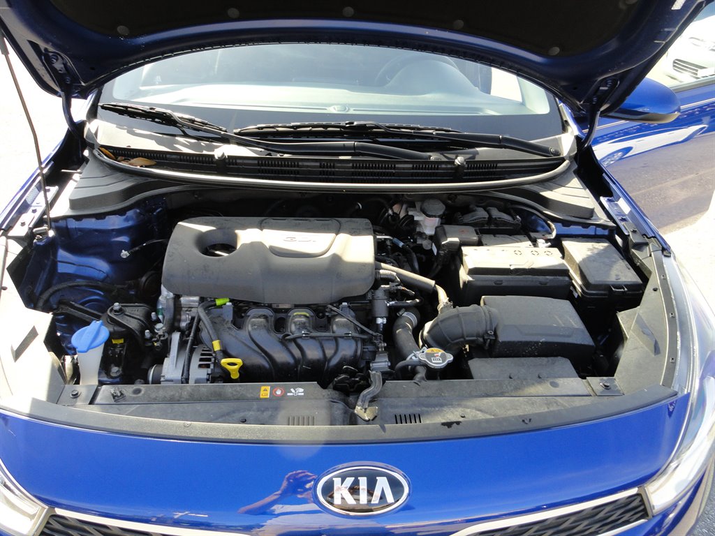 2019 Kia Rio - $11,000