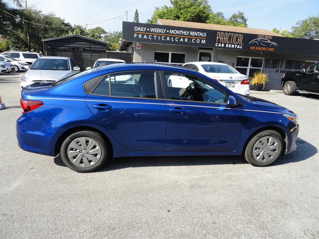 2019 Kia Rio - $11,000