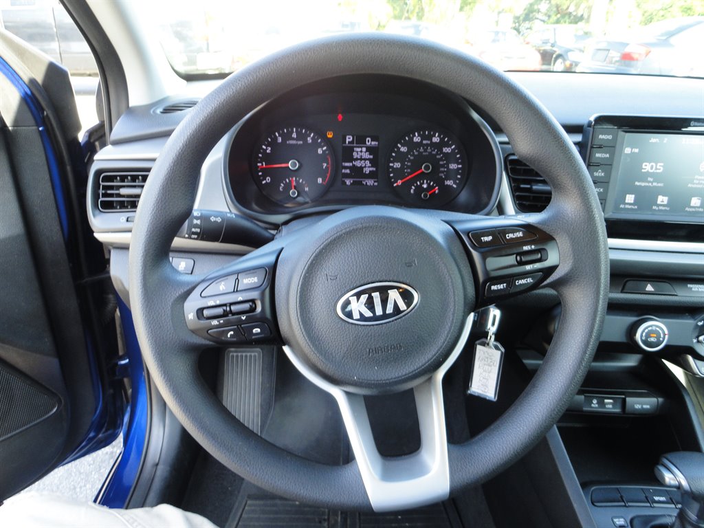 2019 Kia Rio - $11,000