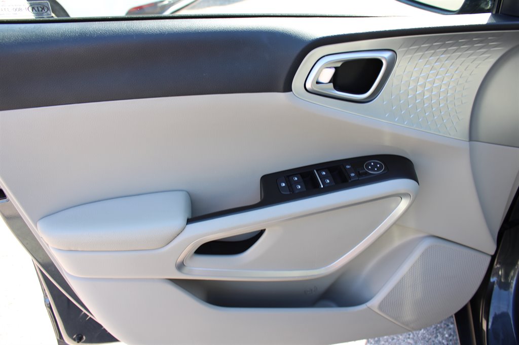 2020 Kia Soul - $12,500