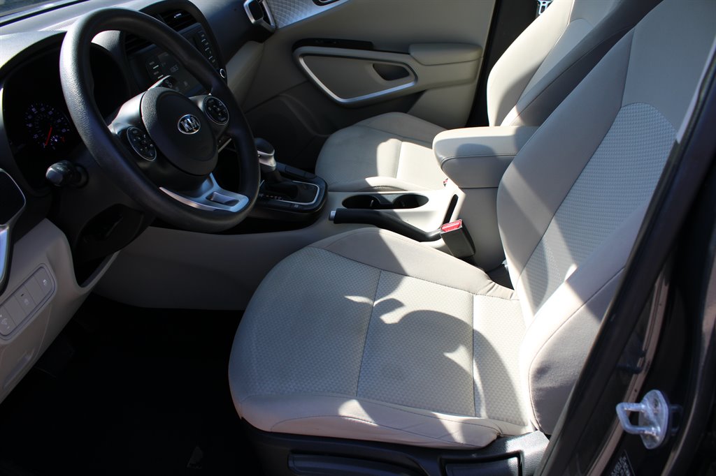 2020 Kia Soul - $12,500