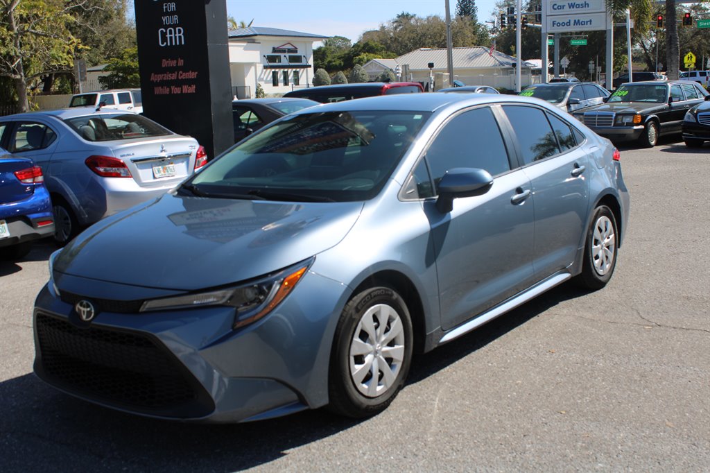 2020 Toyota Corolla - $17,500