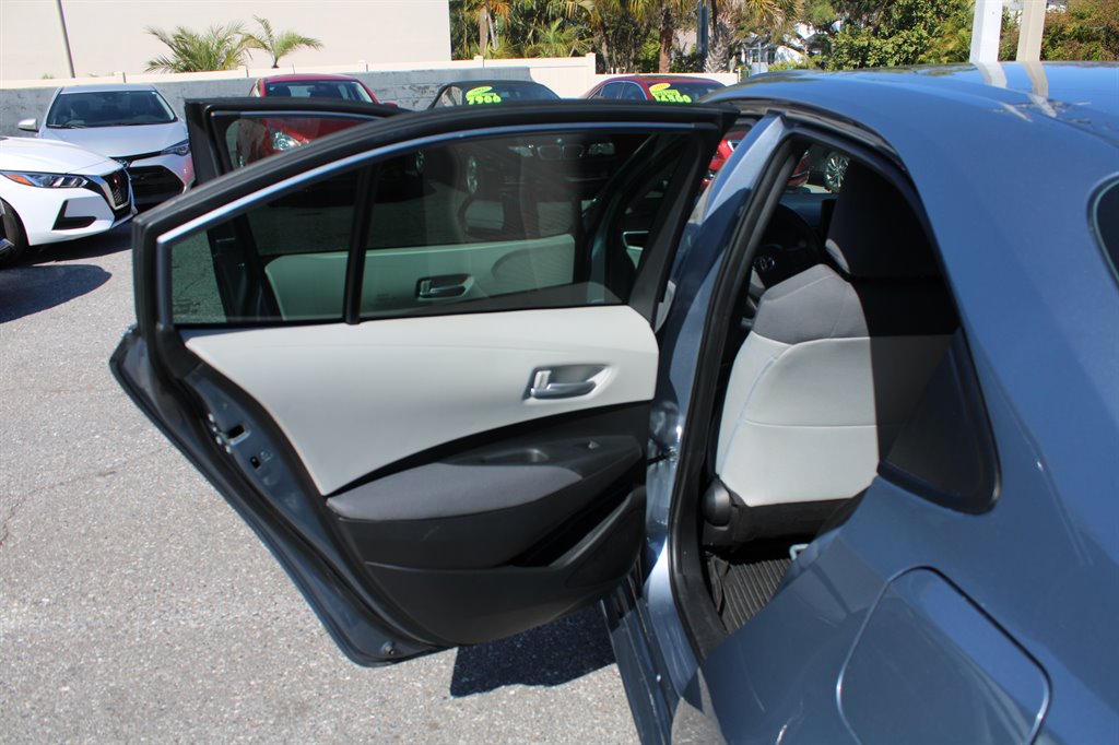 2020 Toyota Corolla - $17,500
