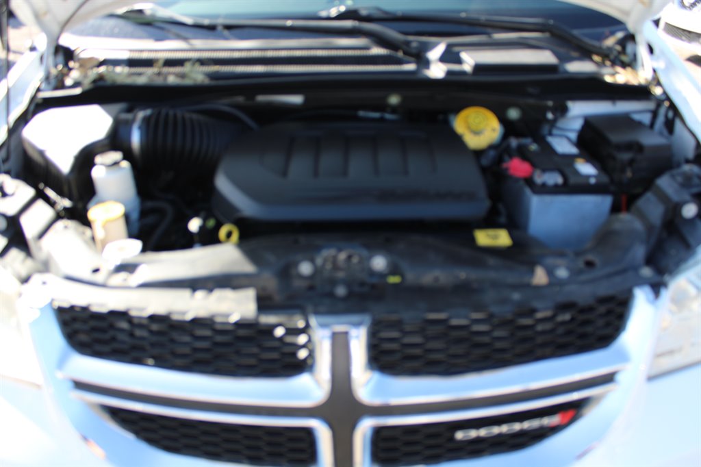 2020 Dodge Grand Caravan - $22,500
