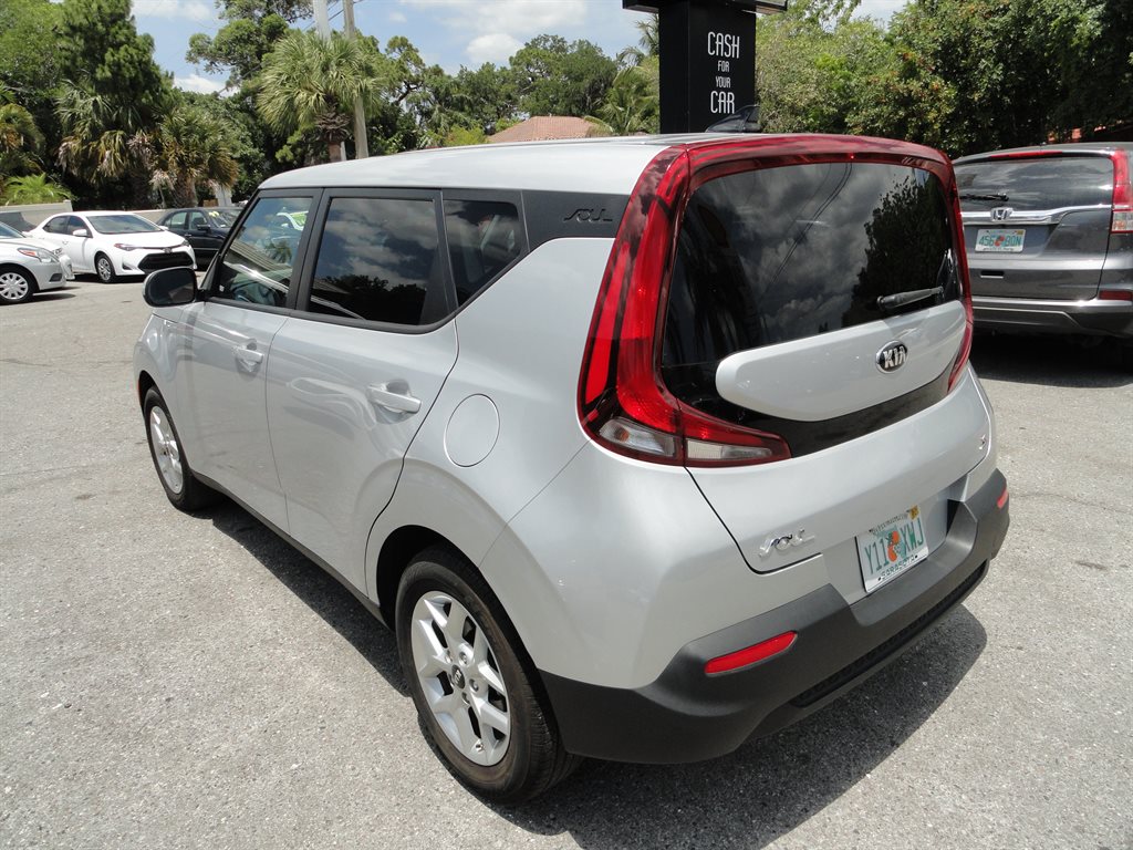 2020 Kia Soul - $13,500