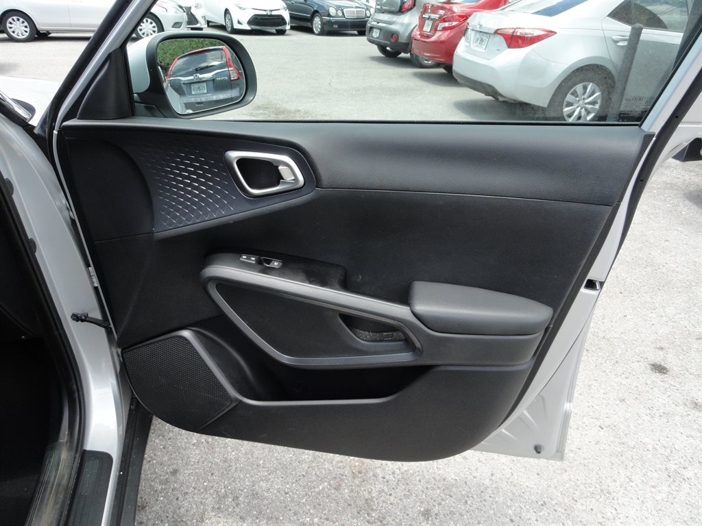 2020 Kia Soul - $13,500