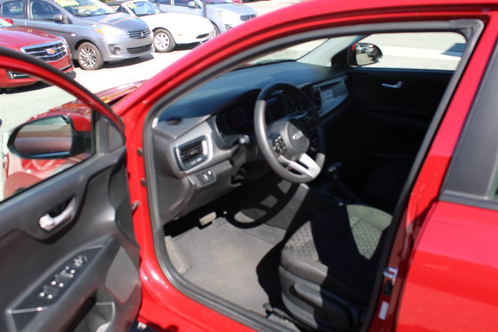 2020 Kia Rio - $18,300