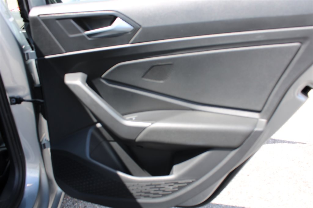 2020 Volkswagen Jetta - $17,500