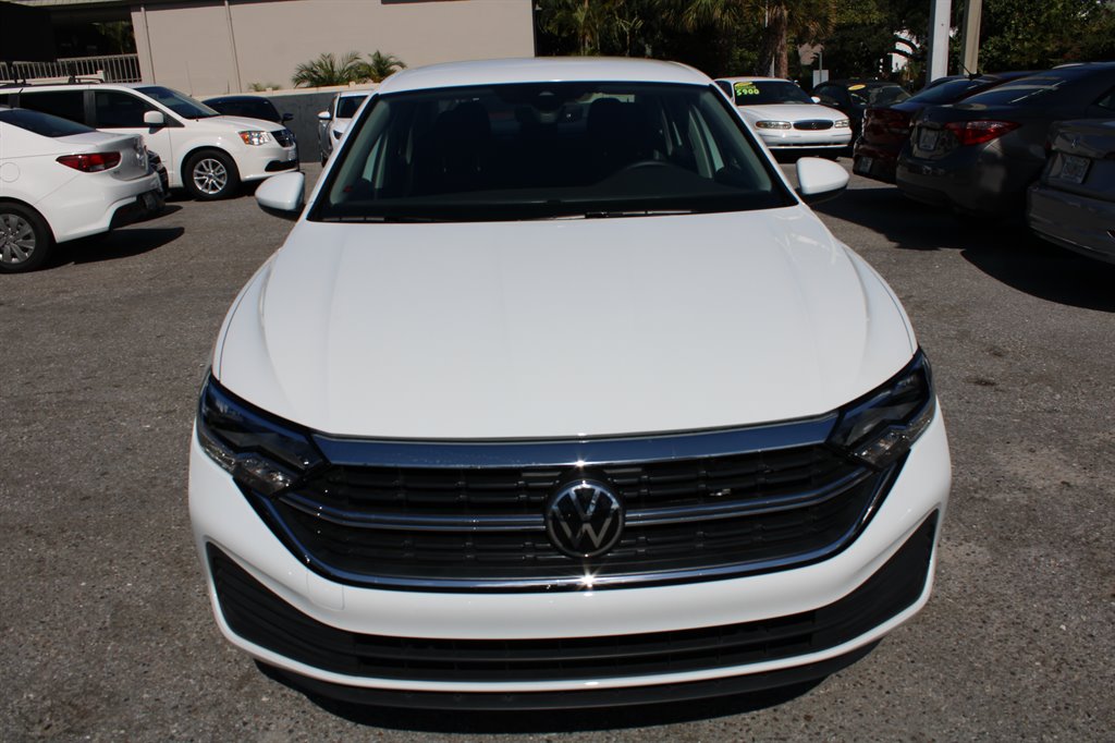 2023 Volkswagen Jetta - $21,700