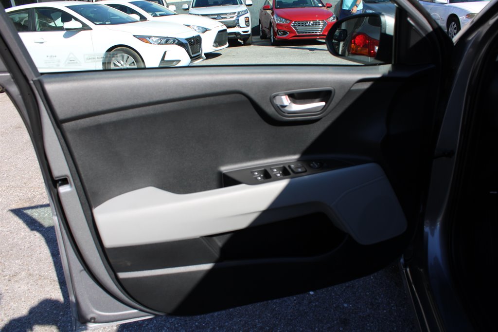 2023 Kia Rio - $19,500