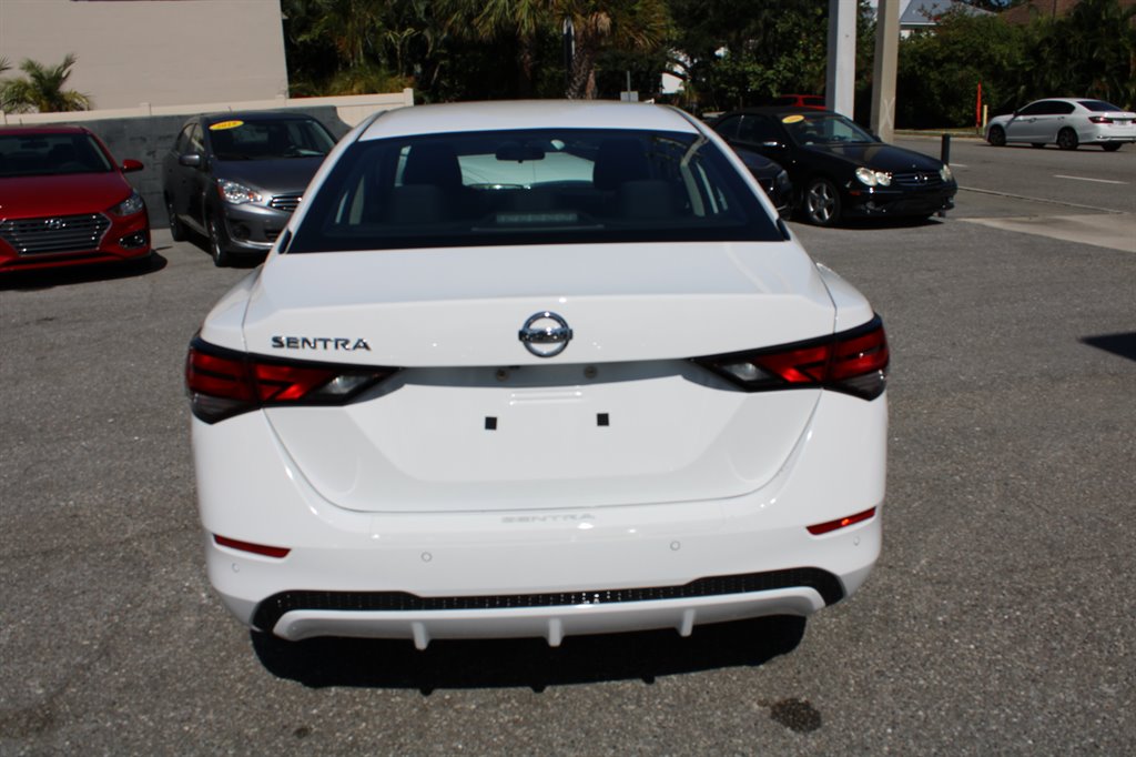 2022 Nissan Sentra S photo