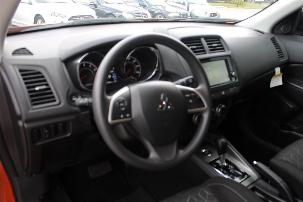 2023 Mitsubishi Outlander