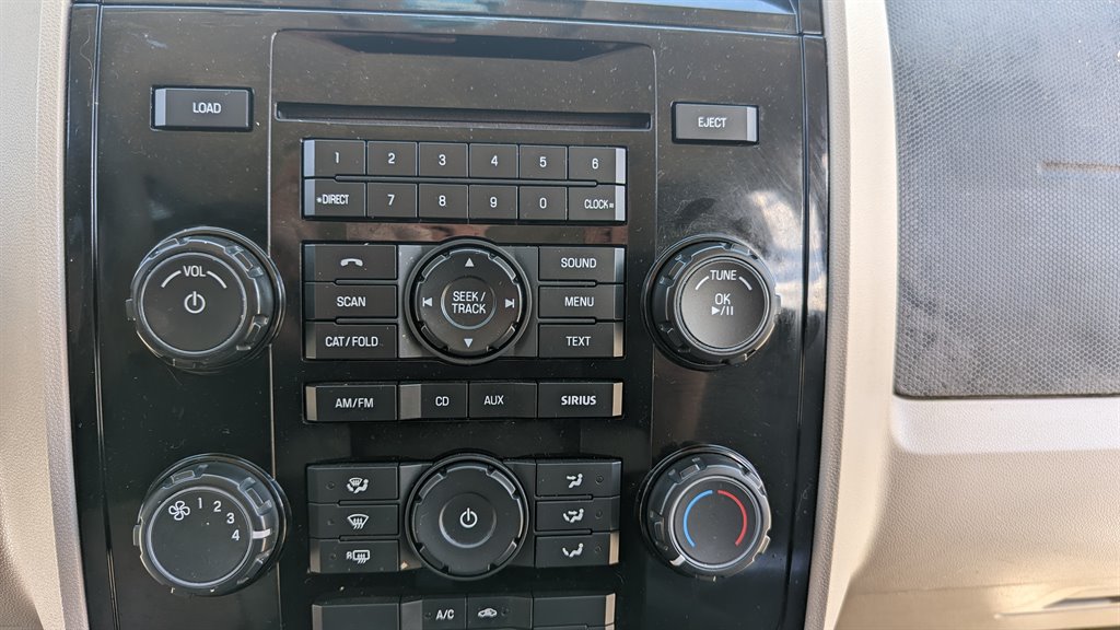 2011 MAZDA Tribute - $7,495