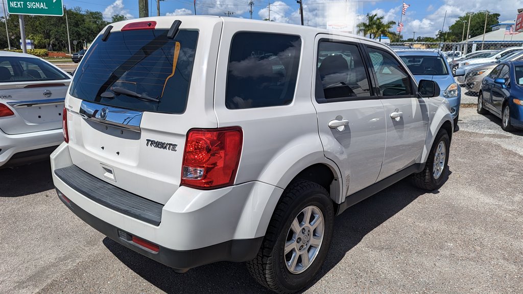 2011 MAZDA Tribute - $7,495